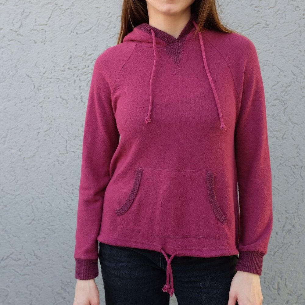 Sweater/Hoodie